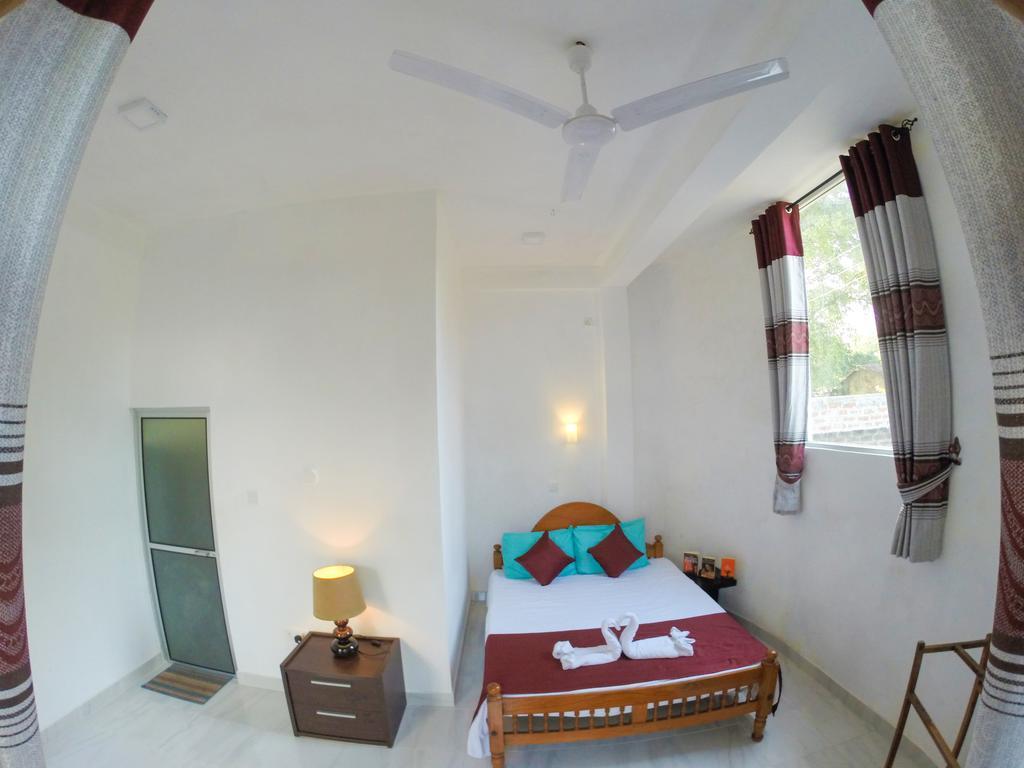 Sanctuary Cove Guest House Polonnaruwa Room photo